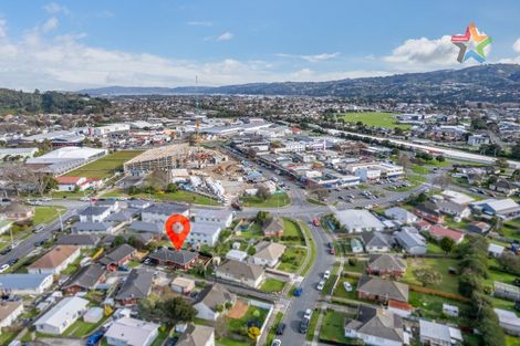 Photo of property in 2/8 Hewer Crescent, Naenae, Lower Hutt, 5011