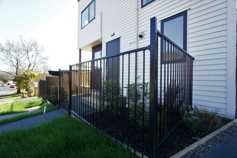 Photo of property in 1/22 Takapu Street, Henderson, Auckland, 0612