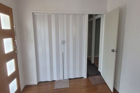 Photo of property in 11 Chilman Street, Strandon, New Plymouth, 4312