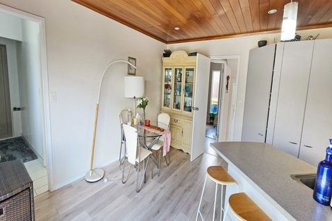 Photo of property in 2/3 Centorian Drive, Windsor Park, Auckland, 0632