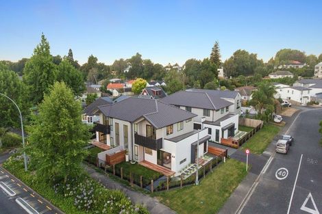 Photo of property in 3/64 Banbury Crescent, Fairfield, Hamilton, 3214