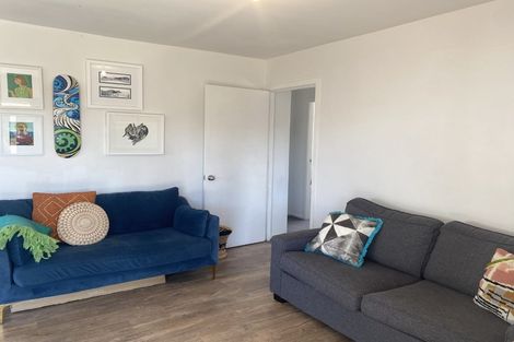 Photo of property in 81 Jellicoe Street, Martinborough, 5711