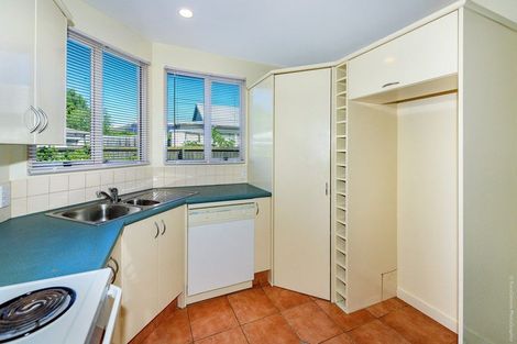 Photo of property in 2/44 Springfield Road, St Albans, Christchurch, 8014