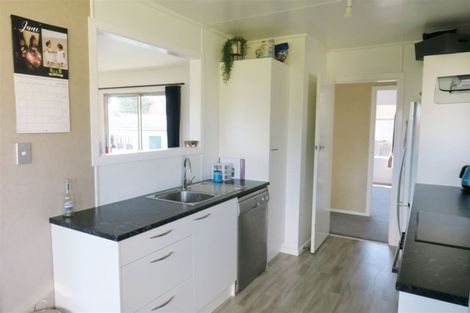 Photo of property in 16 Waipuna Place, Tokoroa, 3420