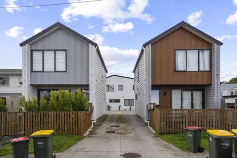 Photo of property in 4/10 Alan Avenue, Henderson, Auckland, 0610