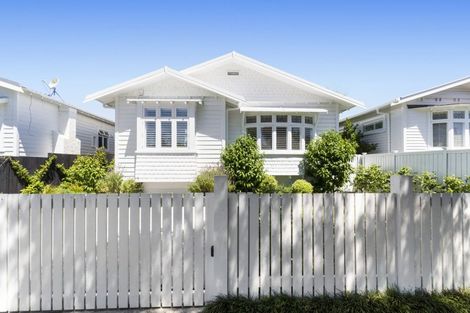 Photo of property in 11 Chester Avenue, Westmere, Auckland, 1022