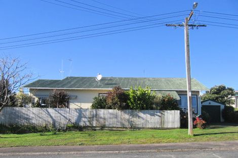 Photo of property in 1 Huia Avenue, Forest Lake, Hamilton, 3200