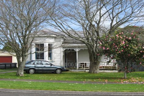 Photo of property in 14 Maire Street, Inglewood, 4330