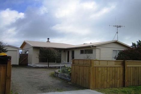 Photo of property in 9 Mountainview Terrace, Otaki Beach, Otaki, 5512