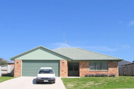 Photo of property in 43 Madeleine Terrace, Papamoa Beach, Papamoa, 3118