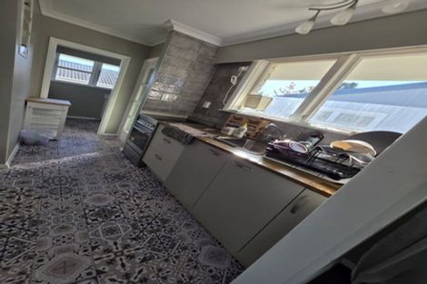 Photo of property in 52 Karaka Crescent, Levin, 5510
