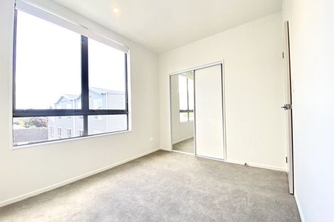 Photo of property in 588d Te Atatu Road, Te Atatu Peninsula, Auckland, 0610