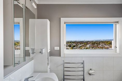 Photo of property in 29 Havelock Road, Hospital Hill, Napier, 4110