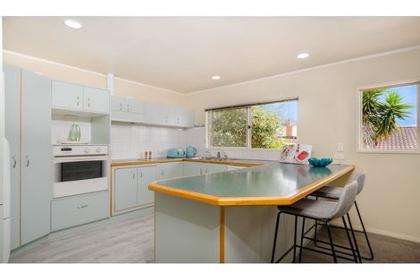 Photo of property in 17a Te Atatu Road, Te Atatu South, Auckland, 0610