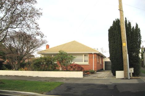 Photo of property in 13 Hobson Street, Saint Clair, Dunedin, 9012