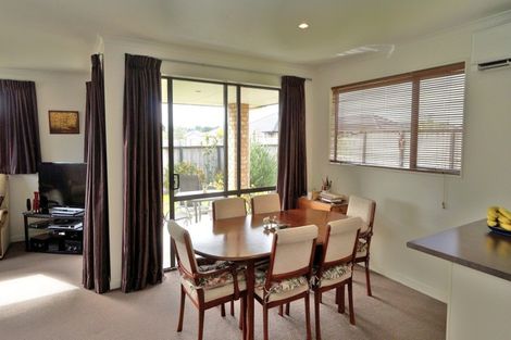 Photo of property in 16 Ocean View Rise, Ruakaka, 0116