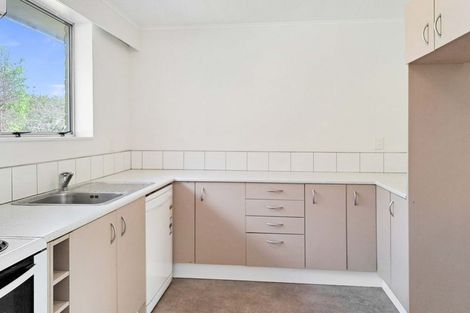 Photo of property in 1/8 Garth Lane, Maoribank, Upper Hutt, 5018