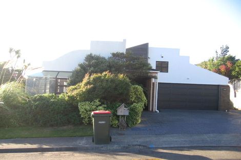 Photo of property in 3 Silverton Place, Churton Park, Wellington, 6037