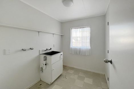 Photo of property in 65 Benmore Avenue, Cloverlea, Palmerston North, 4412