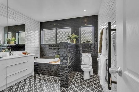 Photo of property in 169 Soleares Avenue, Mount Pleasant, Christchurch, 8081