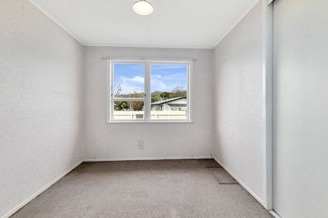 Photo of property in 10 Mimihau Grove, Wainuiomata, Lower Hutt, 5014