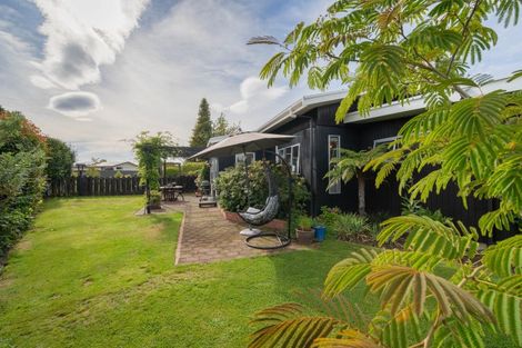 Photo of property in 27 Henry Street, Te Anau, 9600