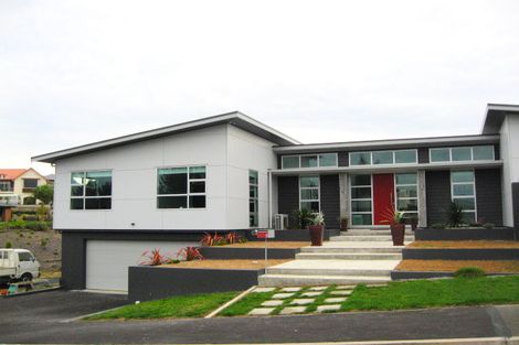 Photo of property in 35 Sunninghurst Drive, Fairfield, Dunedin, 9018