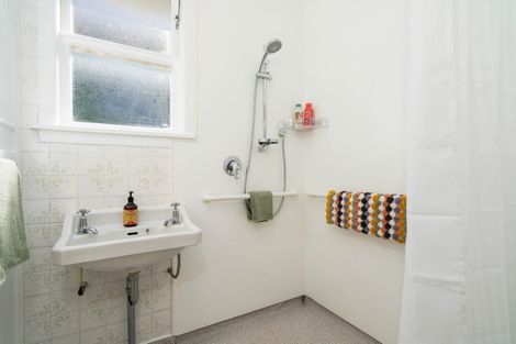 Photo of property in 43 Pah Road, Onerahi, Whangarei, 0110