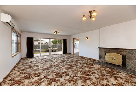 Photo of property in 19 Bourne Crescent, Papanui, Christchurch, 8053