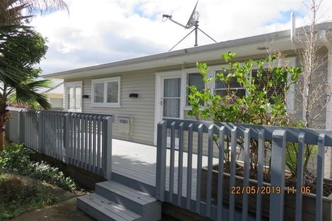 Photo of property in 22 Hepburn Road, Glendene, Auckland, 0602