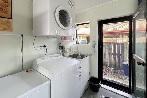 Photo of property in 45 Stewart Crescent, Hokowhitu, Palmerston North, 4410