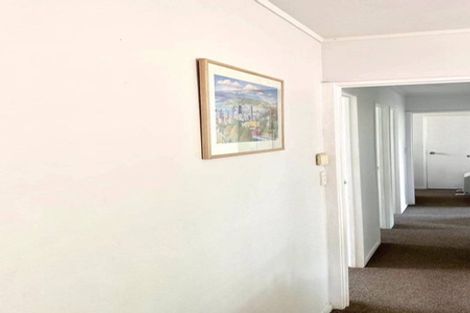 Photo of property in 1/13 Trengove Place, West Harbour, Auckland, 0618