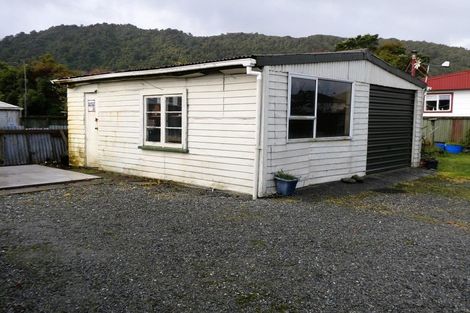Photo of property in 23 Richmond Street, Cobden, Greymouth, 7802