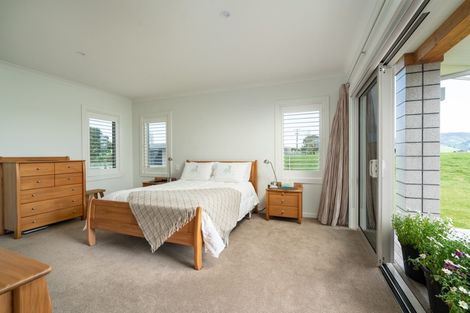 Photo of property in 30 Kaiapo Road, Acacia Bay, Taupo, 3385