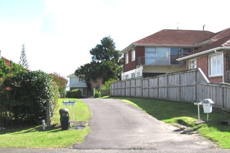 Photo of property in 15 Essex Street, Te Atatu South, Auckland, 0610