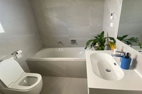 Photo of property in 12 Mamuku Drive, Massey, Auckland, 0614