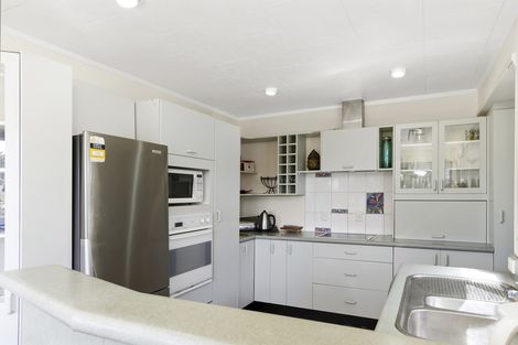 Photo of property in 1119 Papamoa Beach Road, Papamoa Beach, Papamoa, 3118