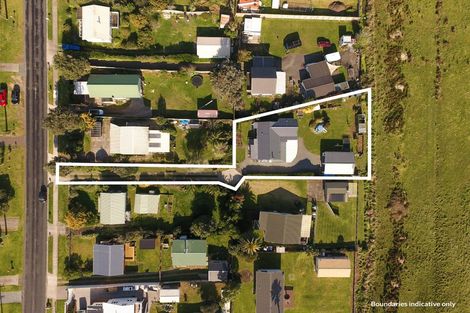 Photo of property in 242 Pukehina Parade, Pukehina, Te Puke, 3189
