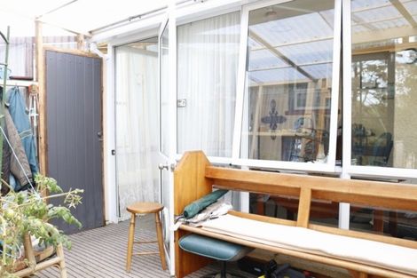 Photo of property in 1 East Way, Durie Hill, Whanganui, 4500