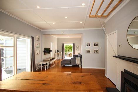 Photo of property in 1212 Caroline Road, Mayfair, Hastings, 4122