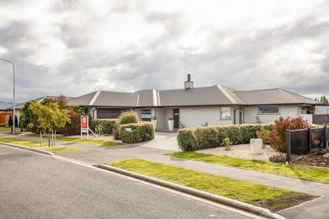 Photo of property in 11 Denton Street, Amberley, 7410