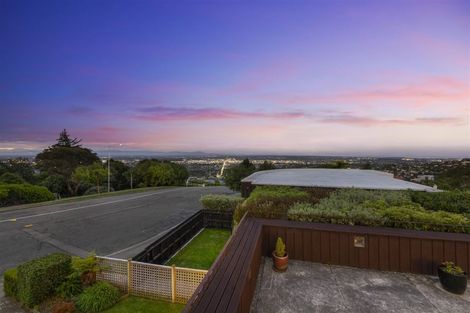 Photo of property in 1/32 Takahe Drive, Cashmere, Christchurch, 8022