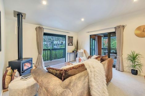 Photo of property in 96 Attwood Road, Paremoremo, Auckland, 0632