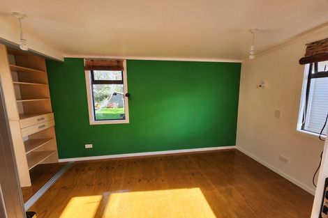 Photo of property in 41 Queensway, Three Kings, Auckland, 1024
