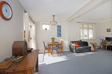 Photo of property in 63 Endeavour Street, Lyall Bay, Wellington, 6022