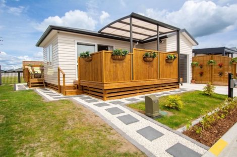 Photo of property in 11 Kamahi Crescent, Papamoa Beach, Papamoa, 3118