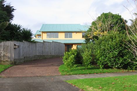 Photo of property in 12 Waipuia Place, Greenhithe, Auckland, 0632