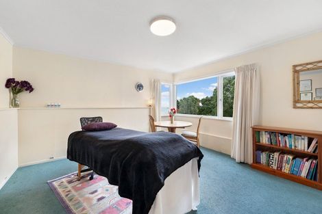 Photo of property in 9 Homebush Road, Khandallah, Wellington, 6035