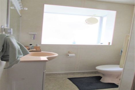 Photo of property in 121 Kings Crescent, Hutt Central, Lower Hutt, 5010