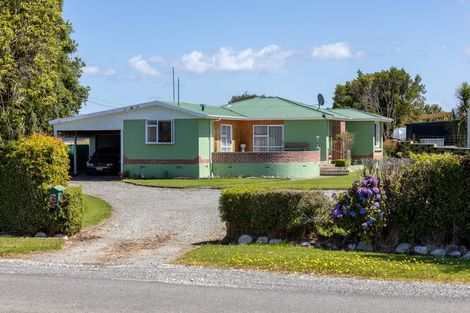 Photo of property in 6 Papatotara Road, Tuatapere, 9620
